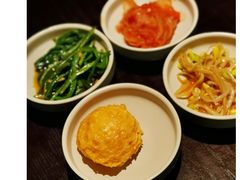 餐前小菜-Fuzzy Bistro 浮几韩餐·茶酒馆