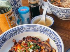 -沪西老弄堂面馆(定西路店)