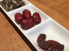 赠送小菜-马仕玖煲·融合菜·酥不腻烤鸭(人大店)