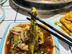 -蛙一刀·麻椒鱼火锅(金仙桥店)