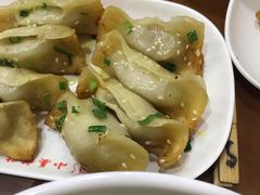 牛肉鍋貼-小姜锅贴(凤凰街店)