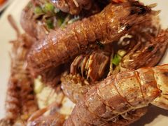 -臻鲜燕海鲜融合餐厅(金陵style店)