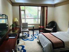 -兴芮温泉度假区