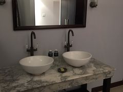 -椰树岛海滩度假村