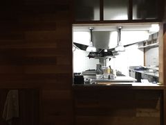 -ROAST coffee & eatery