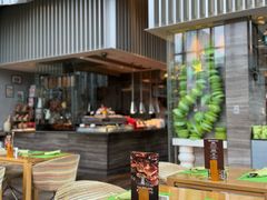 -两咖啡自助餐厅(静安香格里拉酒店)