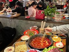 -萍姐火锅·公路夜市(武汉首店)