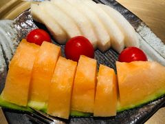 -山川小町·极番烧肉(新地假日广场店)