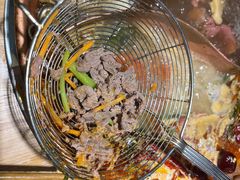 -洱火云南酸菜牛肉火锅(石景山当代商城店)