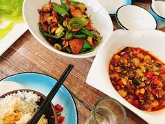 -三湘四水正宗湘菜(君峰路店)