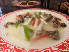 -牟记江湖重庆地标特色菜鱼蛋海鲜羊蝎子(巴南区黑金冠十多年好店)