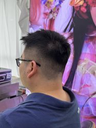 -藤野造型烫发染发