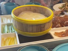 -月枫江南小馆(绿地缤纷广场店)