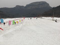-济南卧虎山滑雪场