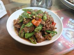 -芦茨金富饭庄·25年老字号·专做稻草鸡