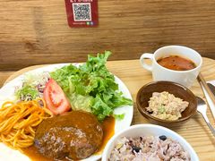 汉堡肉套餐-Café & Meal MUJI(北京坊店)