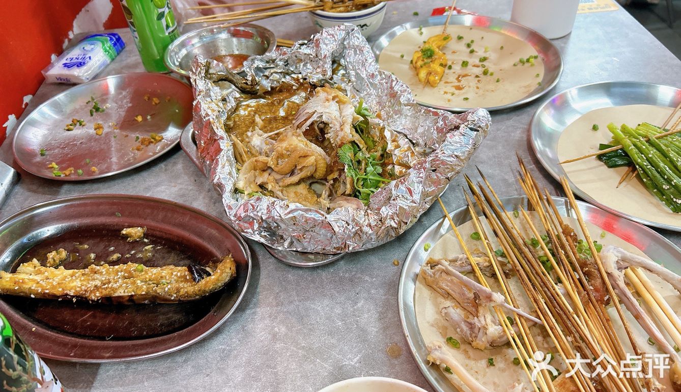 【三亚美食】三亚有一家把我一个北方人吃服的烧烤