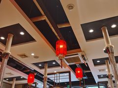 大堂-极简·炭火烤肉主题餐厅·龙虾烧烤·烤羊排(宝龙店)