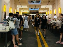 -先锋书店(五台山总店)