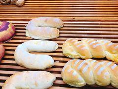 -焙丽拾光(麦凯乐直营店)