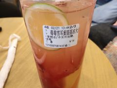-奈雪的茶(百盛店)