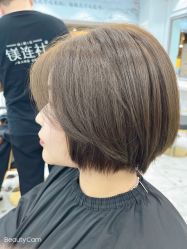 -镁连社·美联社