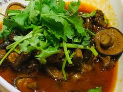 -临界音乐酒馆·小龙虾·江湖菜(华熙LIVE·鱼洞店)