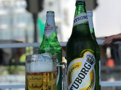 -Lake Shore Hotel & Restaurant