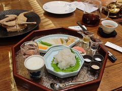 -龙悦湾酒家·八阵鱼生·渔人码头店