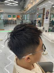 -秦·专注剪发