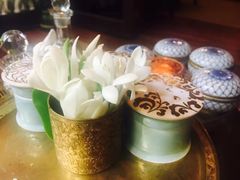 -迪瓦娜按摩和水疗中心