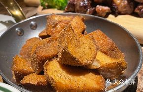 Mediterranean-style Sautéed Button Mushrooms