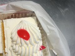 -红宝石·鲜奶小方·海派西点房(金杨店)