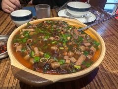 -蚝堡海鲜·威海菜·海肠捞饭·烧烤·亚洲吃蚝公司(幸福门店)