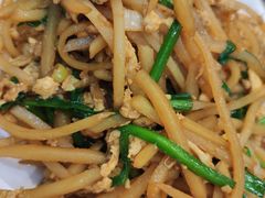 鸡蛋炒土豆丝-合合春饼·酱骨·东北菜(潘家园店)