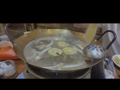 -黔多多贵州地摊火锅(木古地铁站店)