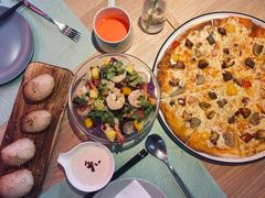 幸会饭堂荤香薄底披萨-幸薈飯堂