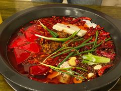 纯牛油锅底-黄潇洒老火锅(九眼桥宏济巷店)