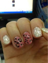 姐姐选的豹纹哟-娃娃美甲wawa nail salon