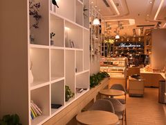 -好利来(曲江龙湖店)