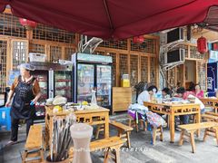 -大众跷脚牛肉馆·非遗传承单位(峨眉山店)