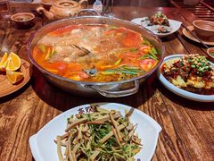 -亮欢寨酸汤鱼(沙冲路店)