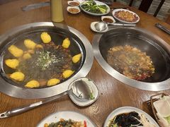 -万里闯关东铁锅炖菜馆(高新旗舰店)