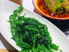 蒜蓉炒豆苗-范家小馆·烤鸭新京菜(金融街店)