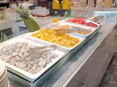 -飨食汇全日制餐厅·昆山皇冠假日酒店(九方店)