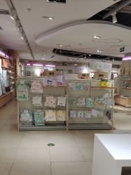 -孩子王(静安大融城店)