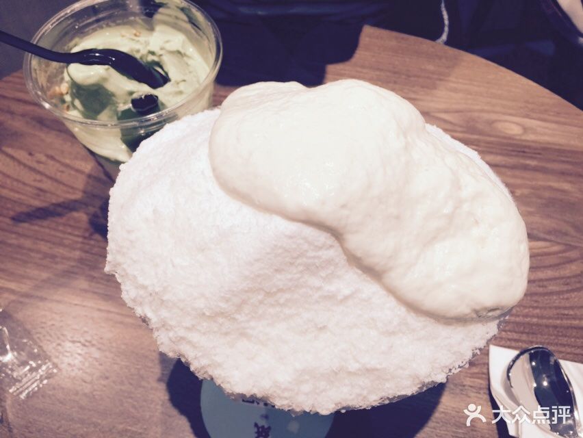 糖纸甜品(西单大悦城店)榴莲纷纷雪图片 - 第1张