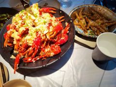 -巴厘龙虾·榜首油焖大虾(音乐学院·沿江酒馆店)