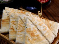 特色饽饽饼-王明古法砂锅居(开化寺店)