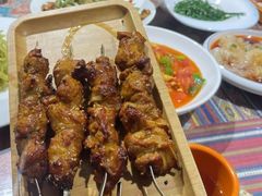 -乡村馕坑肉·烧烤·新疆菜·本地人更爱吃(阿勒泰首店)